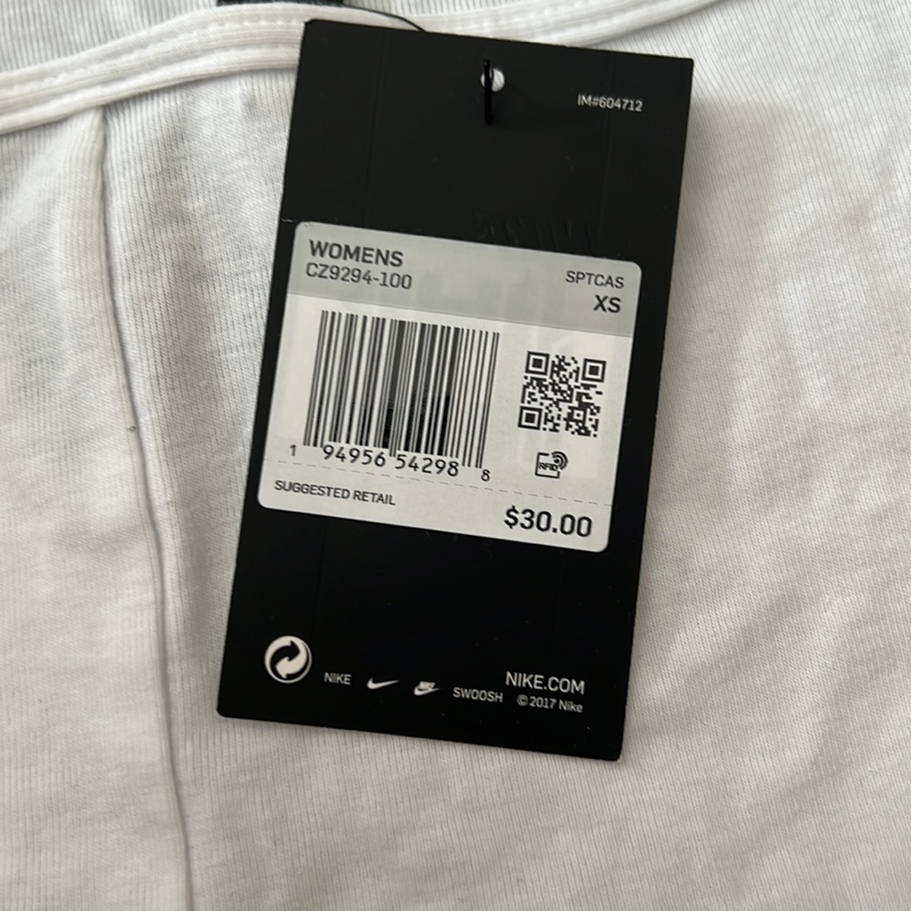 Nike tank top - Picture 3 of 3
